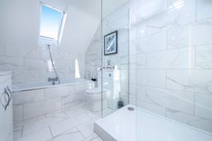 Family Bathroom- click for photo gallery